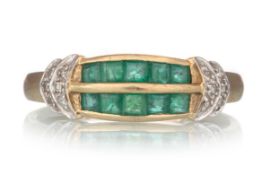 EMERALD AND DIAMOND RING,