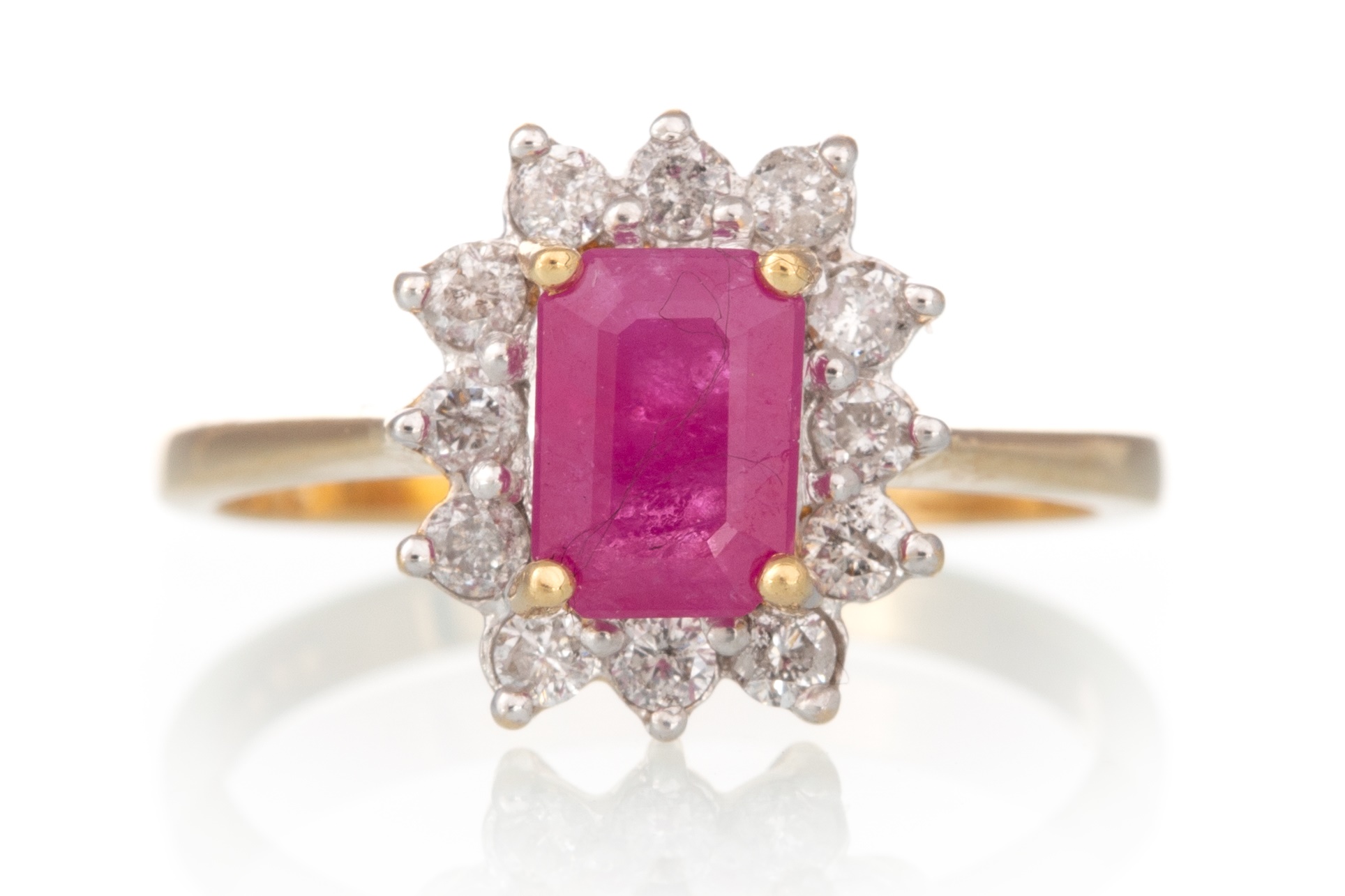 CERTIFICATED RUBY AND DIAMOND RING,