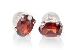 PAIR OF GARNET STUD EARRINGS,