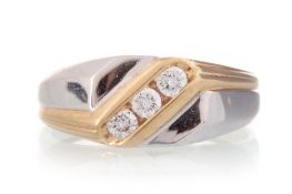 DIAMOND SIGNET RING,