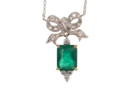 EMERALD AND DIAMOND PENDANT,