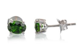 PAIR OF CHROME DIOPSIDE STUD EARRINGS,