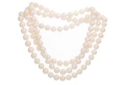 STRING OF CULTURED PEARLS.
