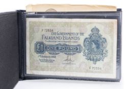 SMALL COLLECTION OF BANK NOTES