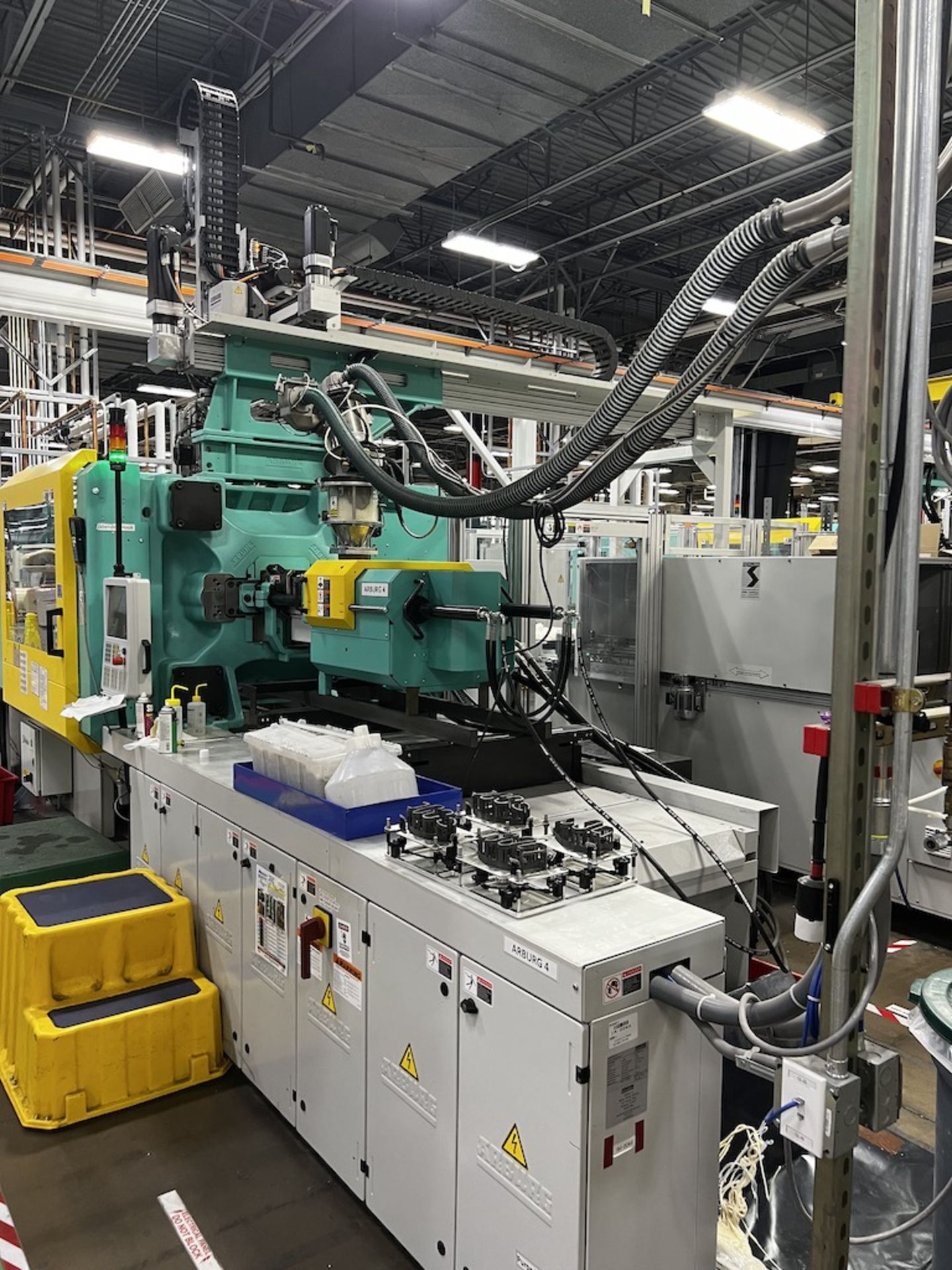 Arburg 320 Ton Injection Molding Press w/Integrated Arburg Robot, New in 2014 - Image 2 of 4