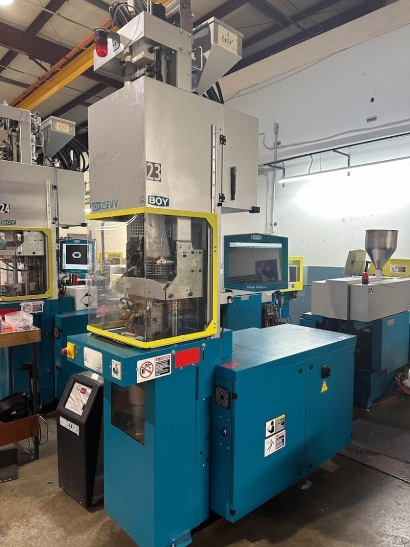 BOY 25 Ton Vertical/Vertical Injection Molding Press, New in 2018 - Image 2 of 7