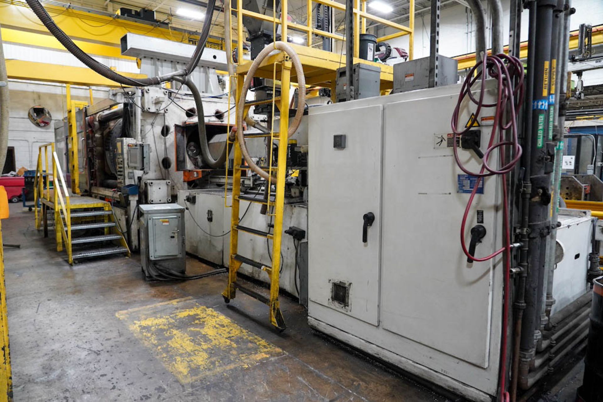 UBE 1500 Ton 2-Shot Injection Molding Press - Bild 11 aus 26