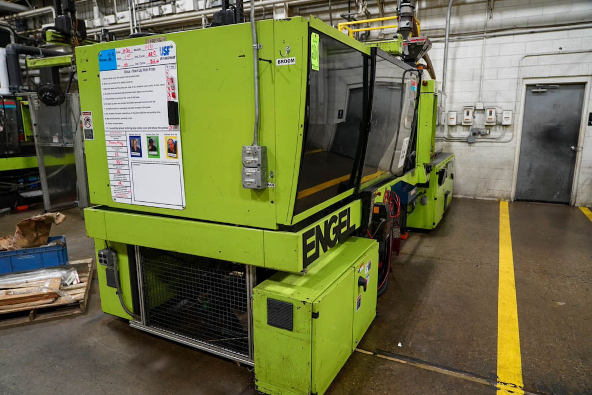 Engel 200 Ton 2-Shot Injection Molding Press - Image 9 of 10