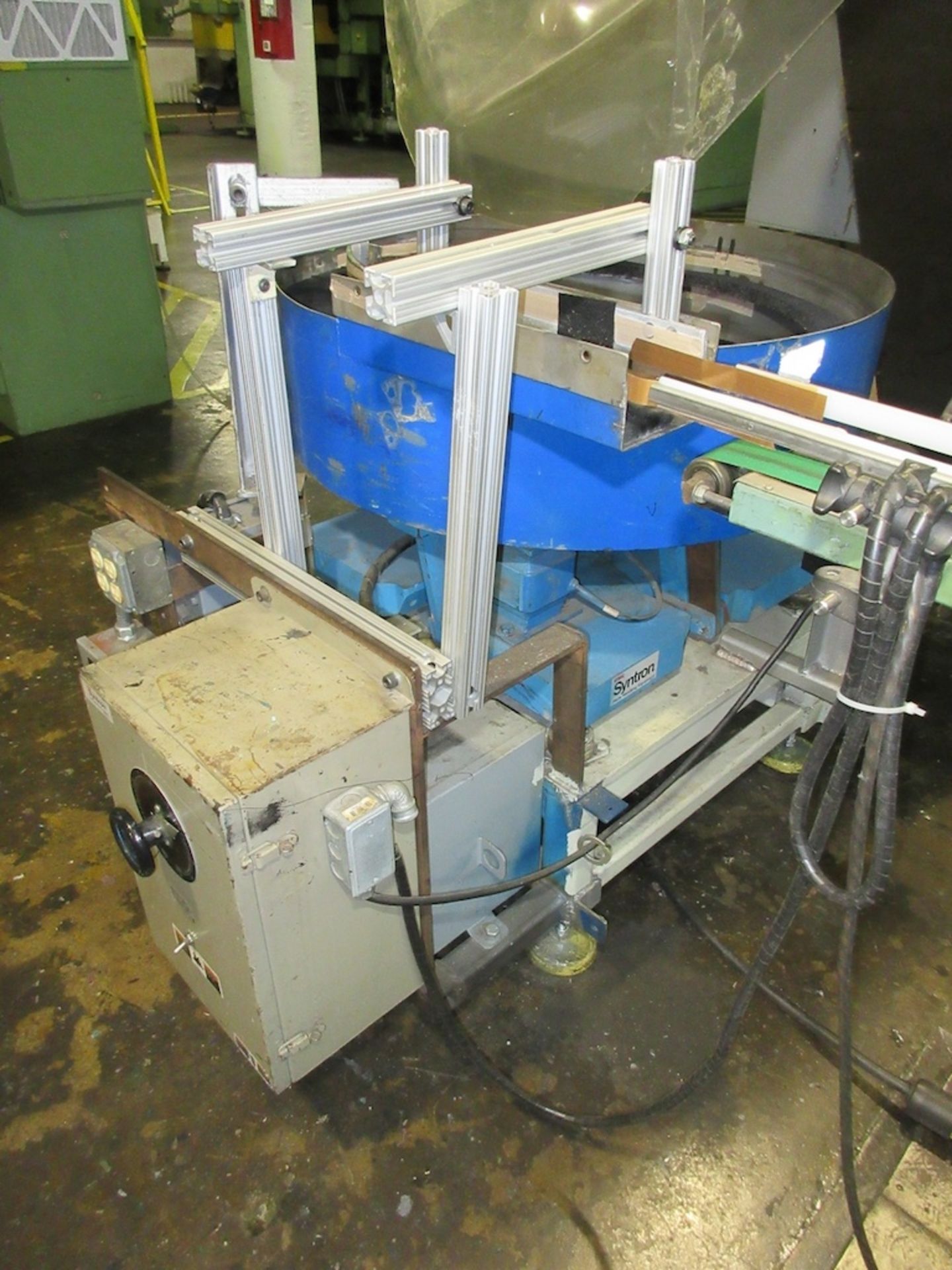 FMC 36" Syntron Magnetic Vibratory Feeder - Image 5 of 6