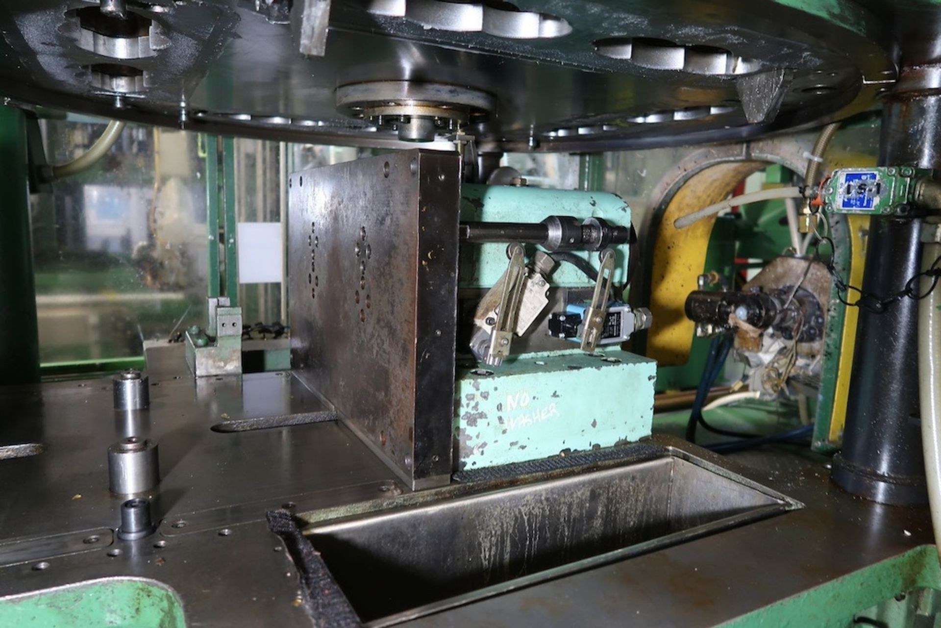 Nissei ASB ASB-250 Stretch Blow Molding Machine - Image 6 of 24