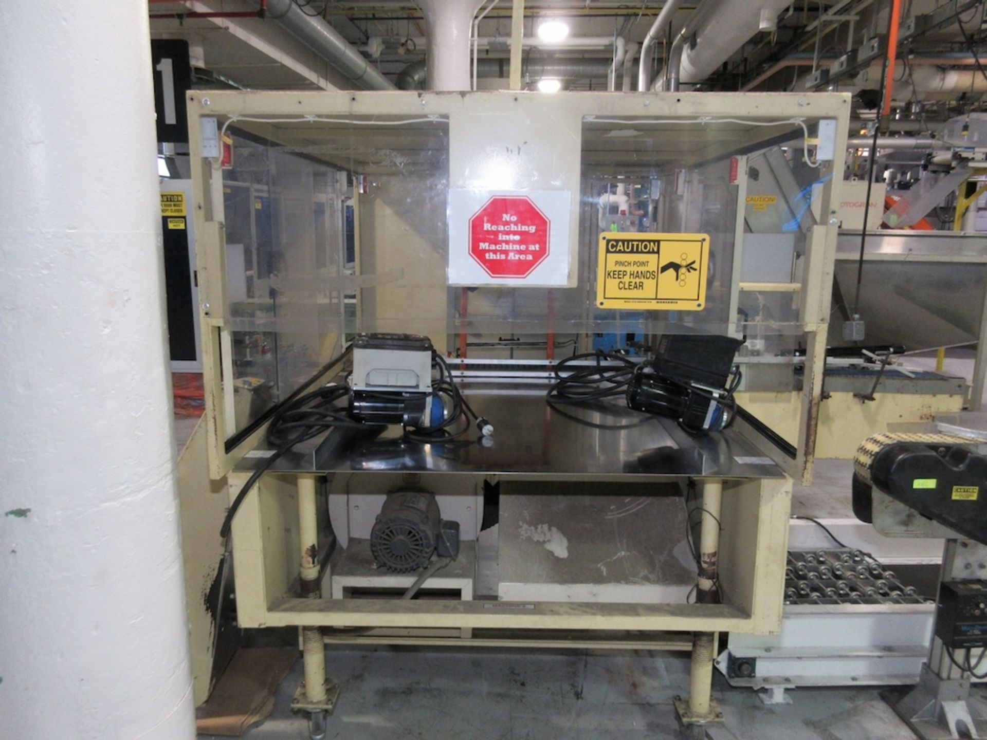 Giles and Partners Automatic Packing Unit with 24"x7' Motorized Belt Conveyor - Image 7 of 10