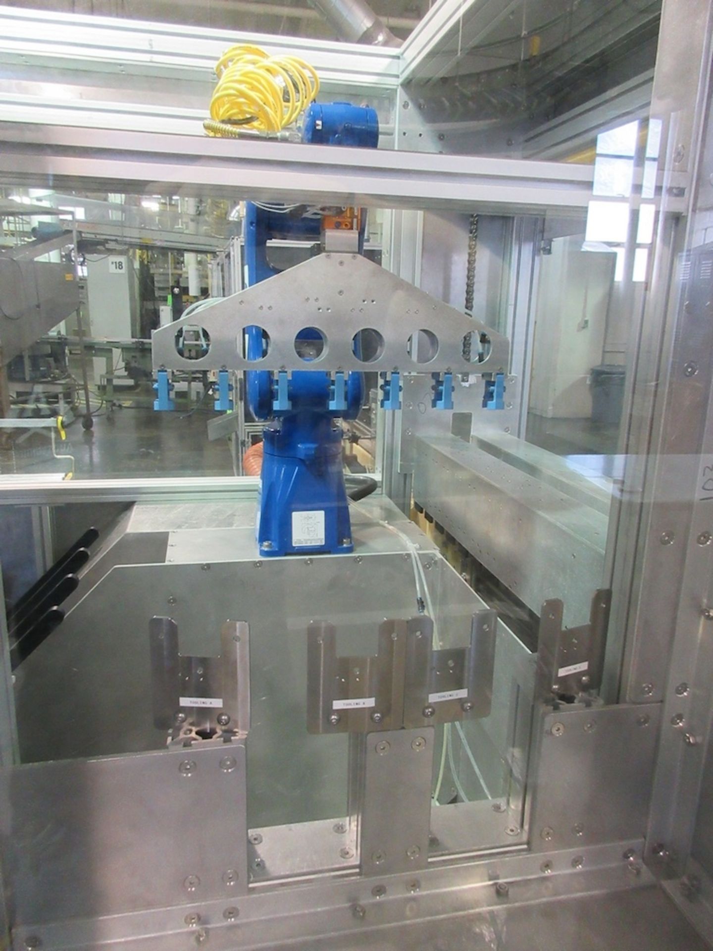 Yaskawa YR-1-06VX8-A00 Bottle Packing Robot System w/Conveyors, New in 2021 - Image 10 of 14