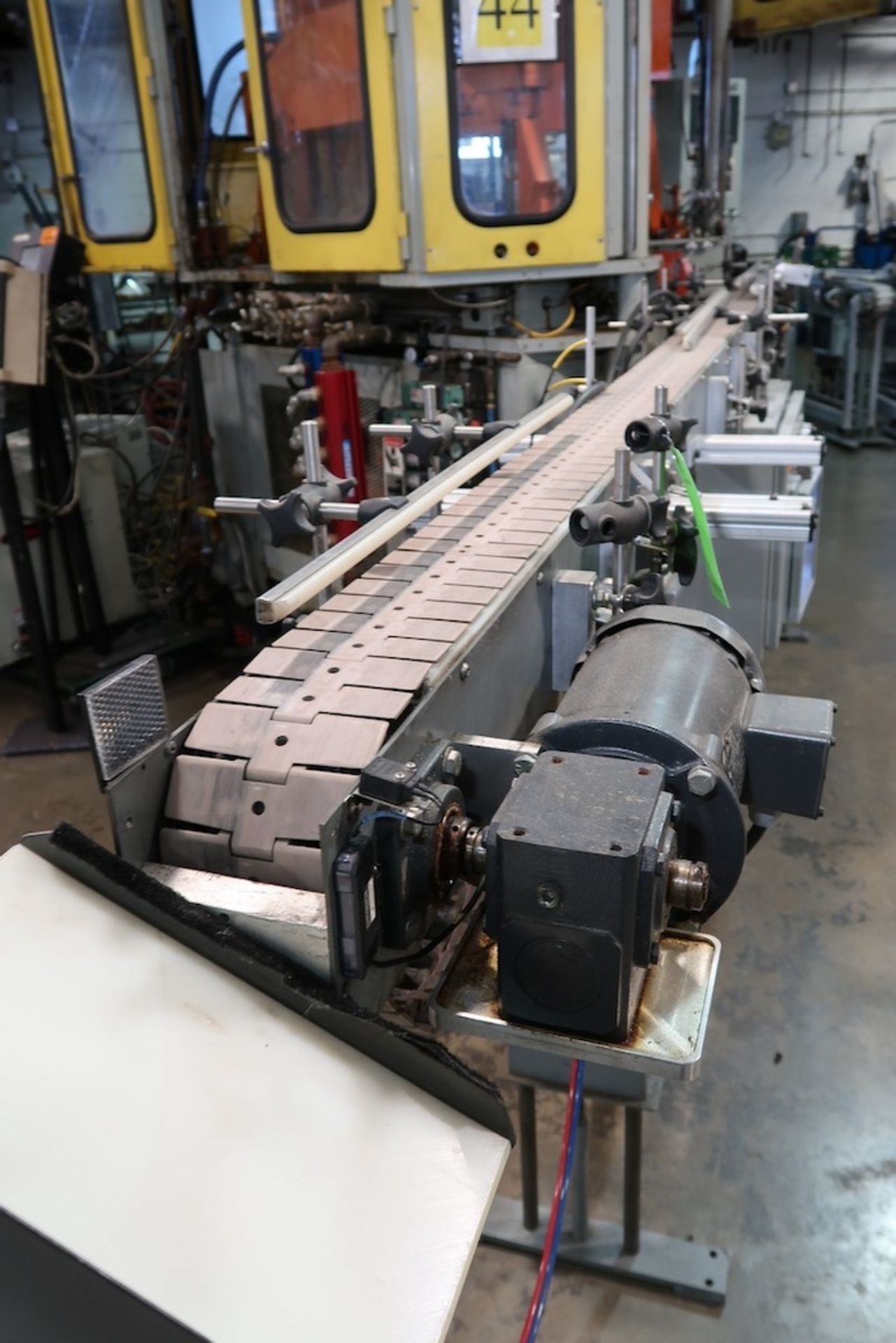 12' x 4-1/2" Motorized Plastic Link Belt Parts Conveyor - Image 2 of 3