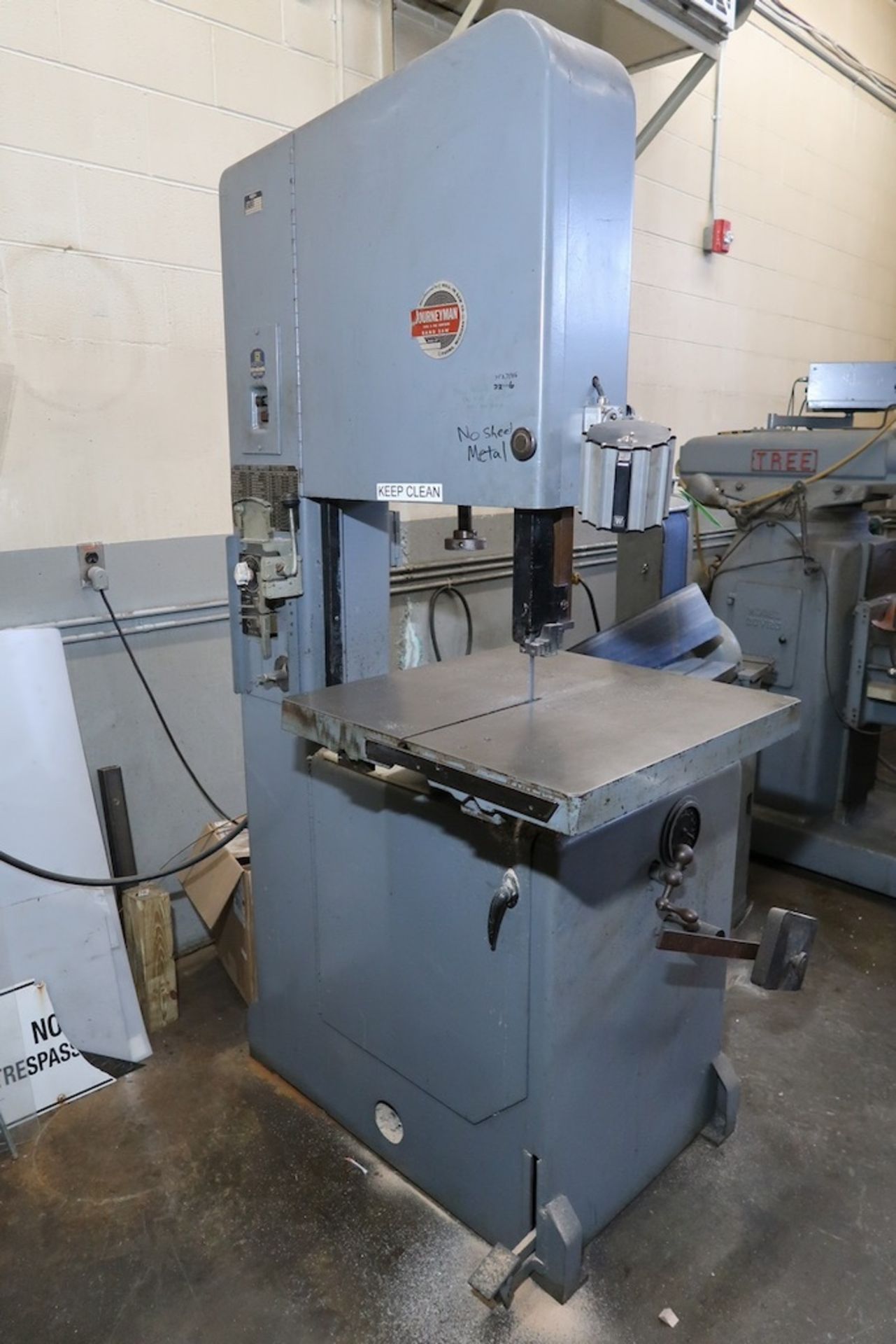 Roll-In Vertical Tool and Die Contour Bandsaw - Image 4 of 6