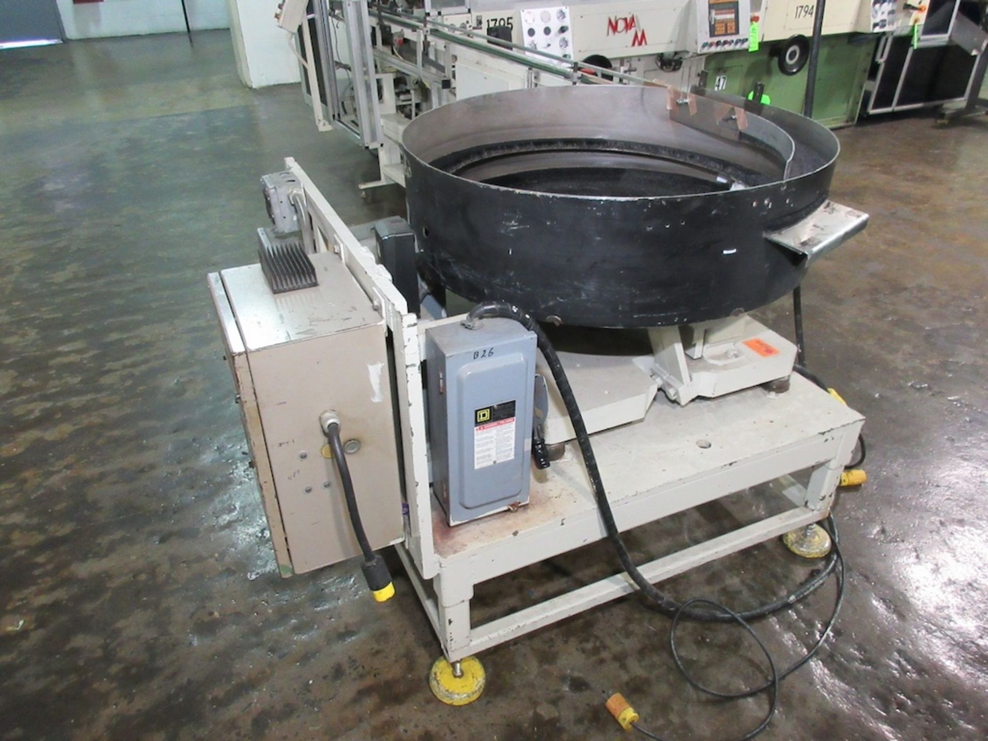 FMC 36" Syntron Magnetic Vibratory Feeder - Image 2 of 5