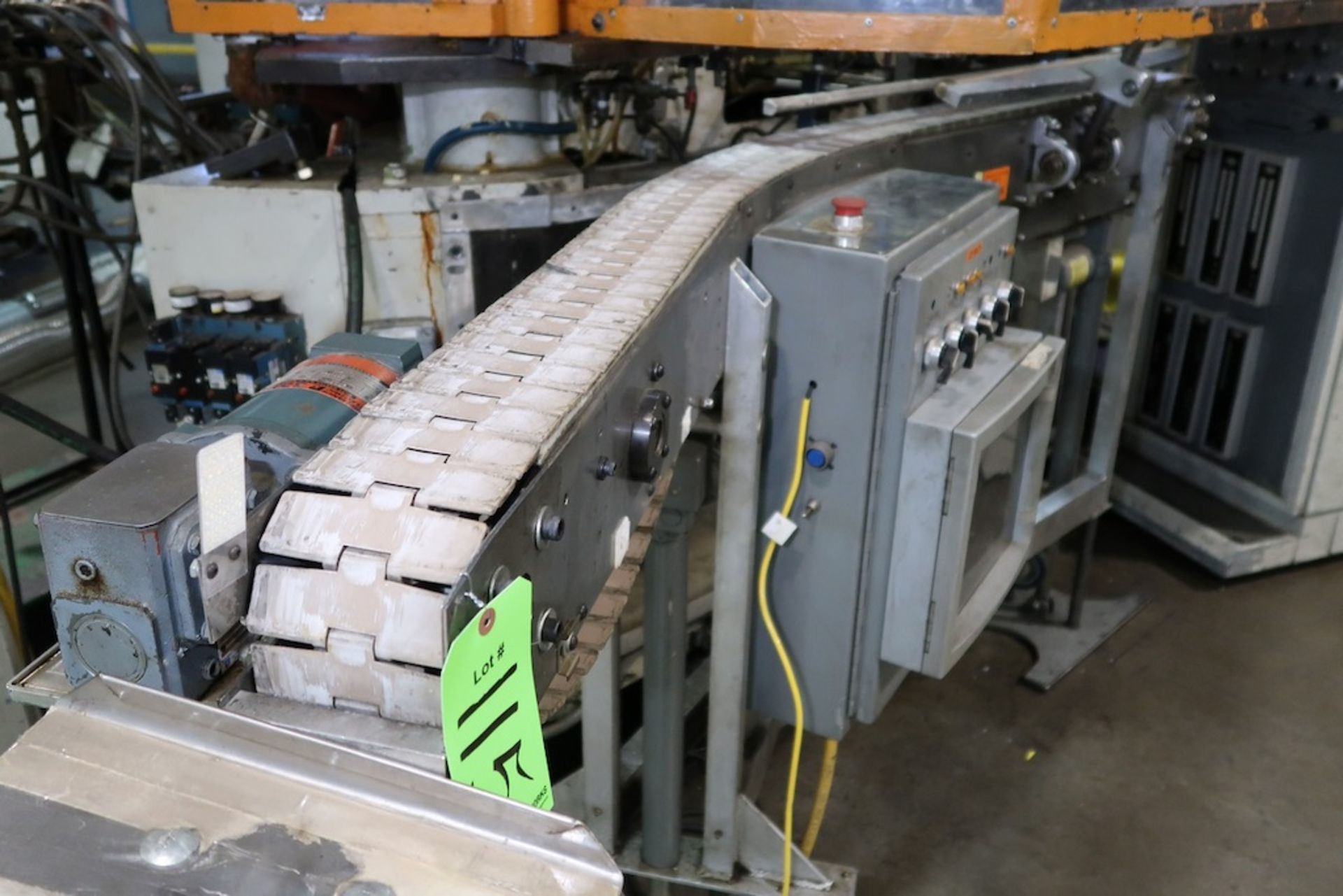 7' x 4-1/2" Motorized Plastic Link Belt Parts Conveyor - Image 2 of 3