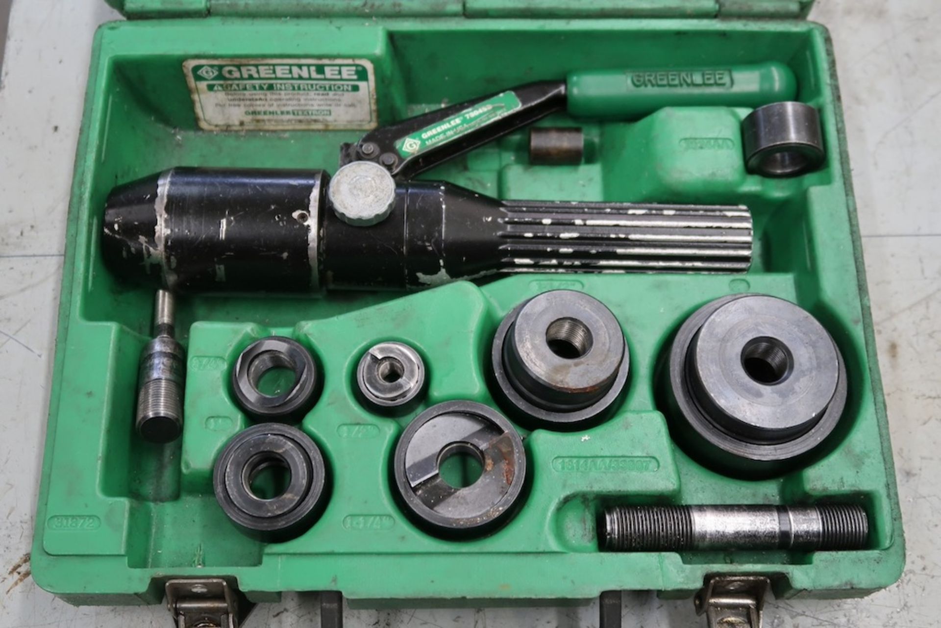 Greenlee 7806SB 1/2"-2" Hydraulic Punch Driver Set - Image 2 of 2