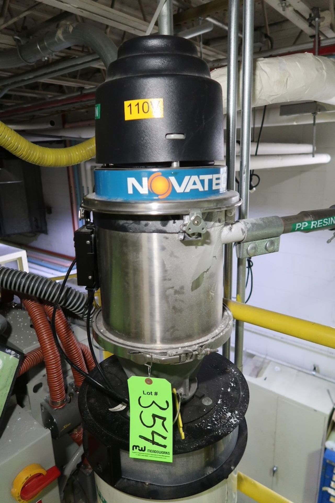 Material Hopper with Novatec Vacuum Material Loader - Image 2 of 3