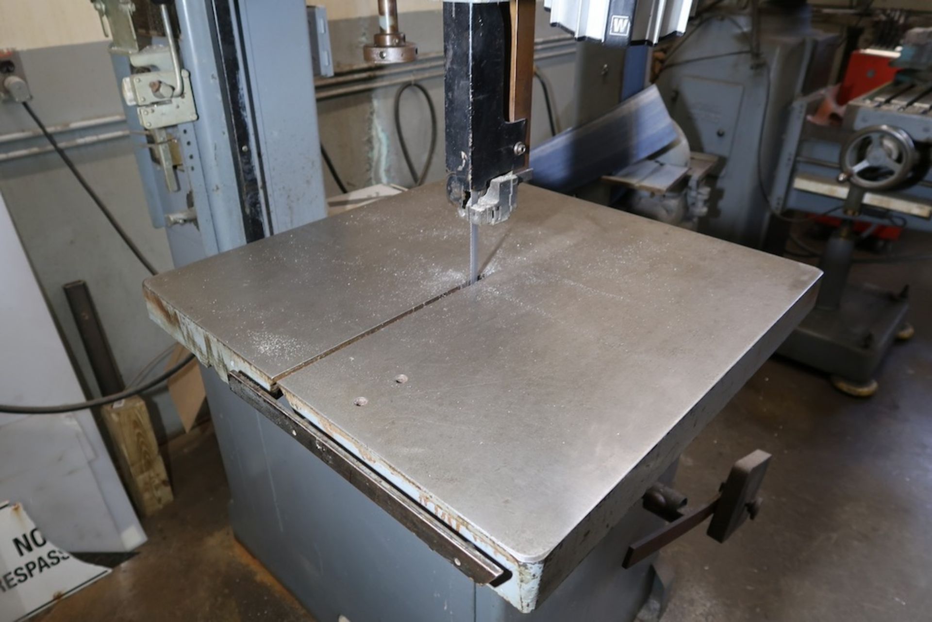Roll-In Vertical Tool and Die Contour Bandsaw - Image 5 of 6