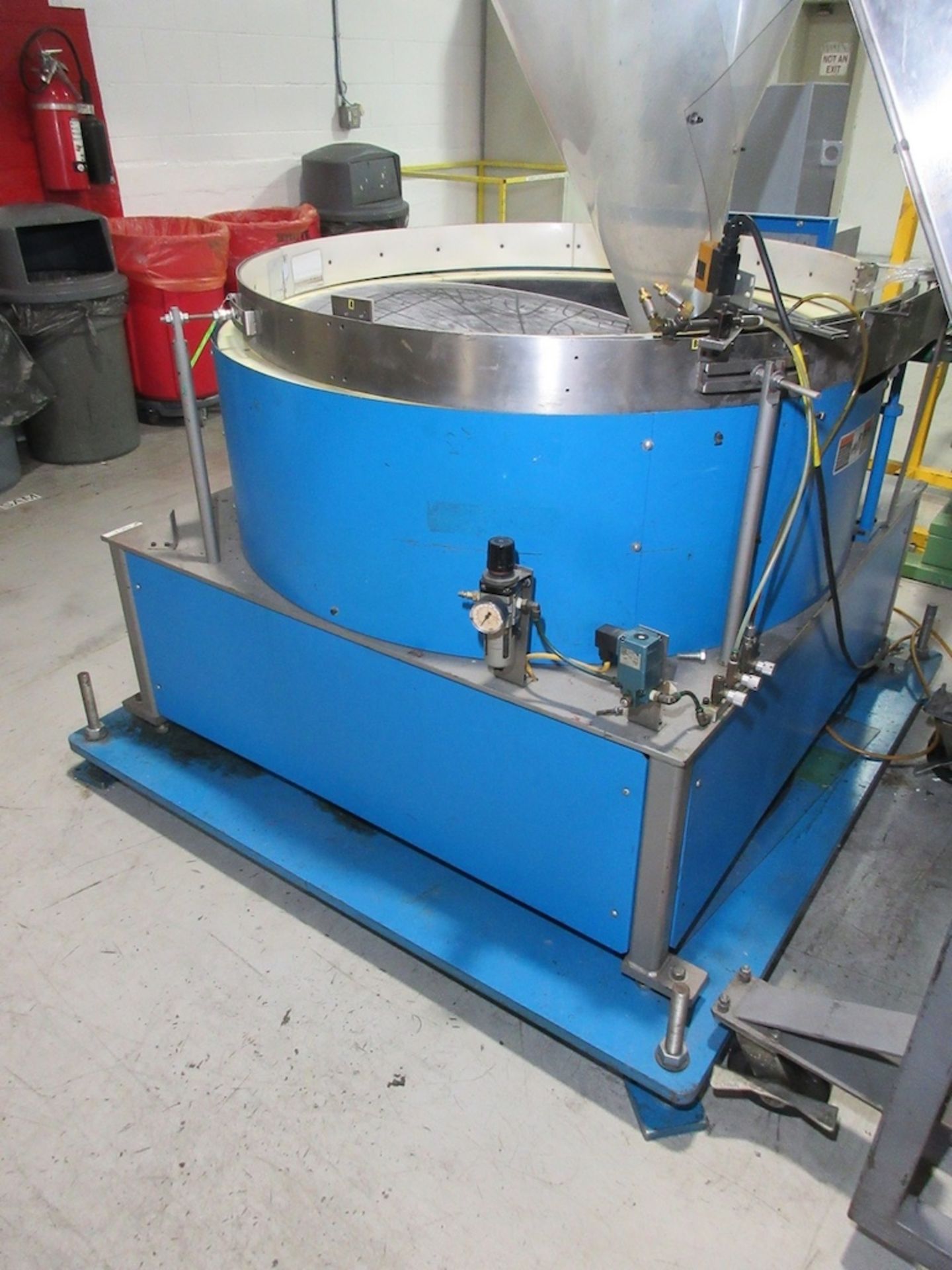 FMC 48" Syntron Rotary Feeder - Image 4 of 6