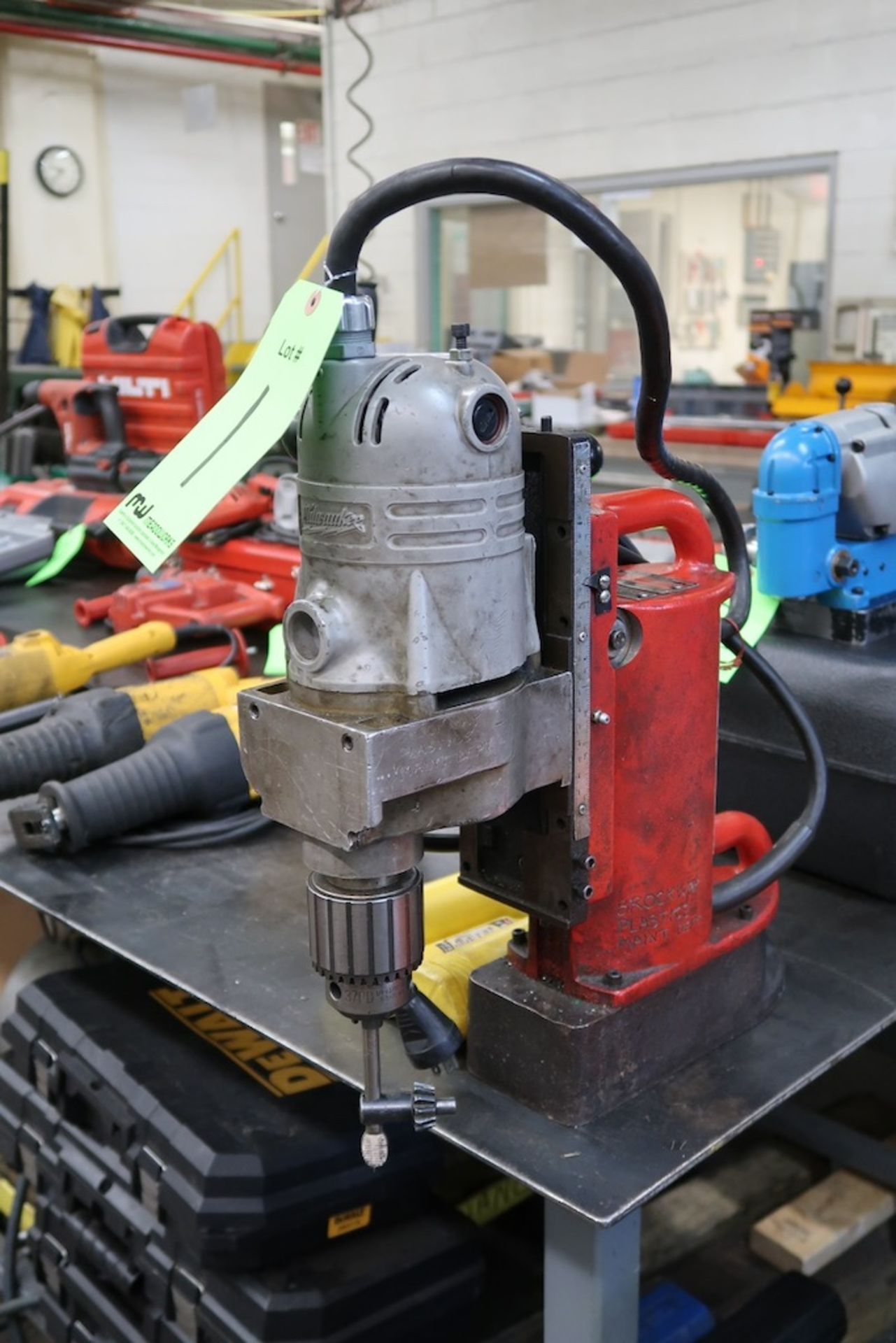 Milwaukee 4202 Electromagnetic Drill