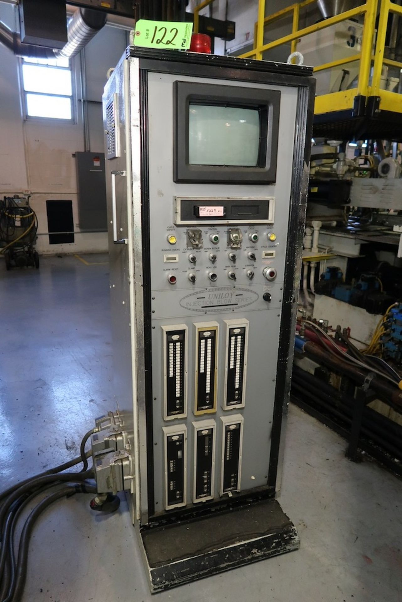 Uniloy Milacron 122-3 Injection Blow Molding Machine - Image 15 of 20