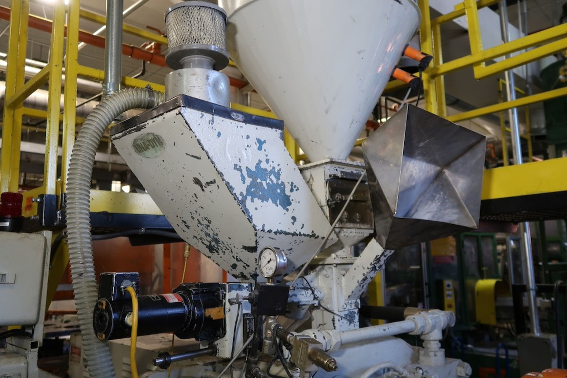 Una-Dyn Material Hopper/Blender with LR Systems Vacuum Material Loader - Image 3 of 4