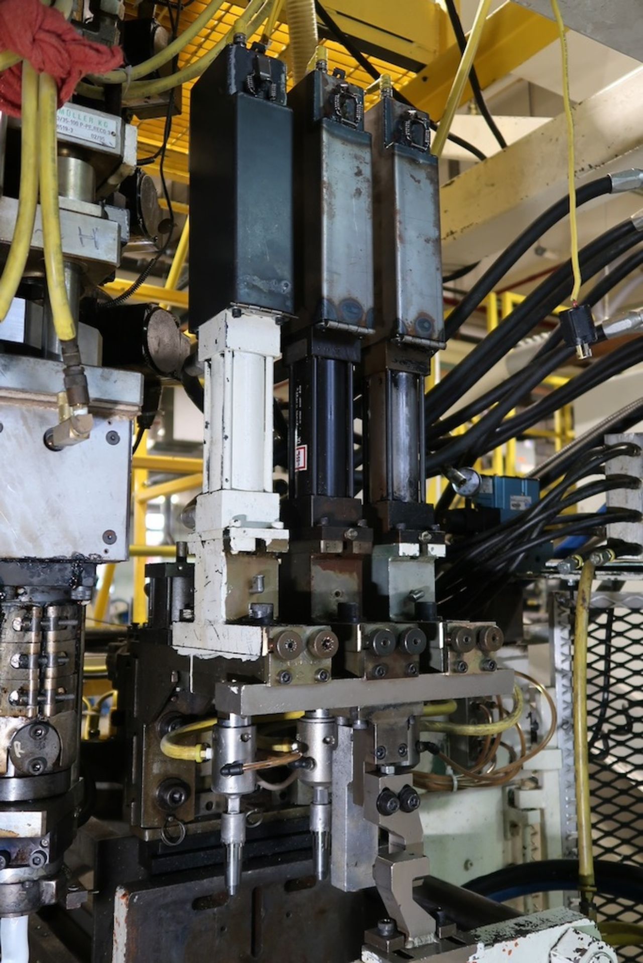 IMCO Mark IV Extrusion Blow Molding Machine - Image 9 of 32