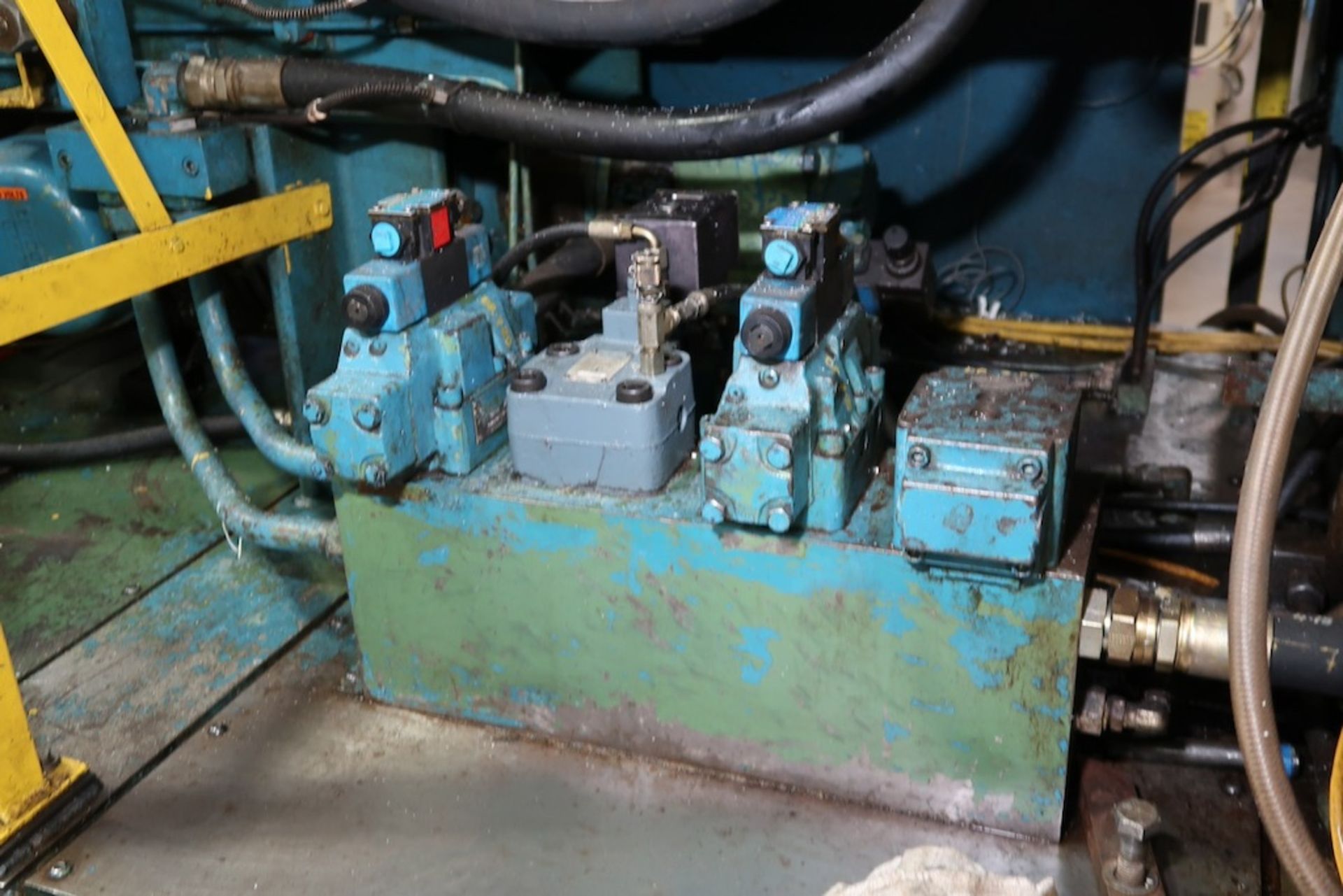 Uniloy Milacron 122-3 Injection Blow Molding Machine - Image 12 of 18