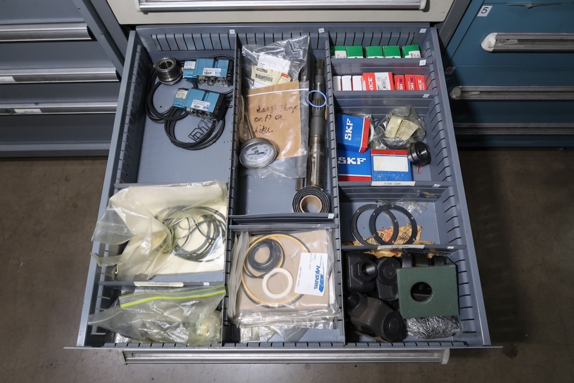 Vidmar 9-Drawer Heavy Duty Storage Cabinet with Misc. IBM Spare Parts, Fittings, IDEC Relays, Etc. - Image 8 of 10