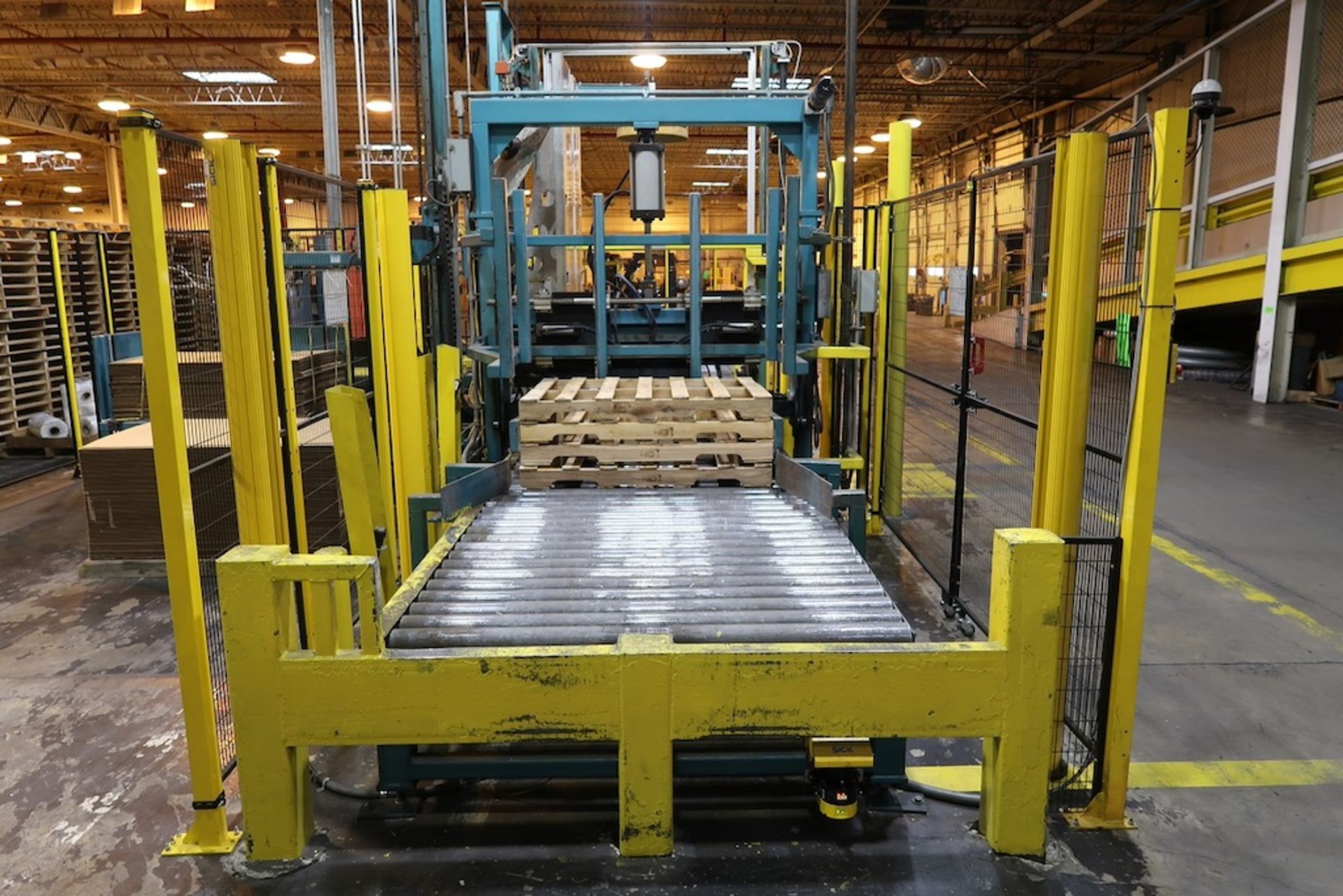 Kaufman Engineered Systems Automated Palletizing Line - Image 2 of 34