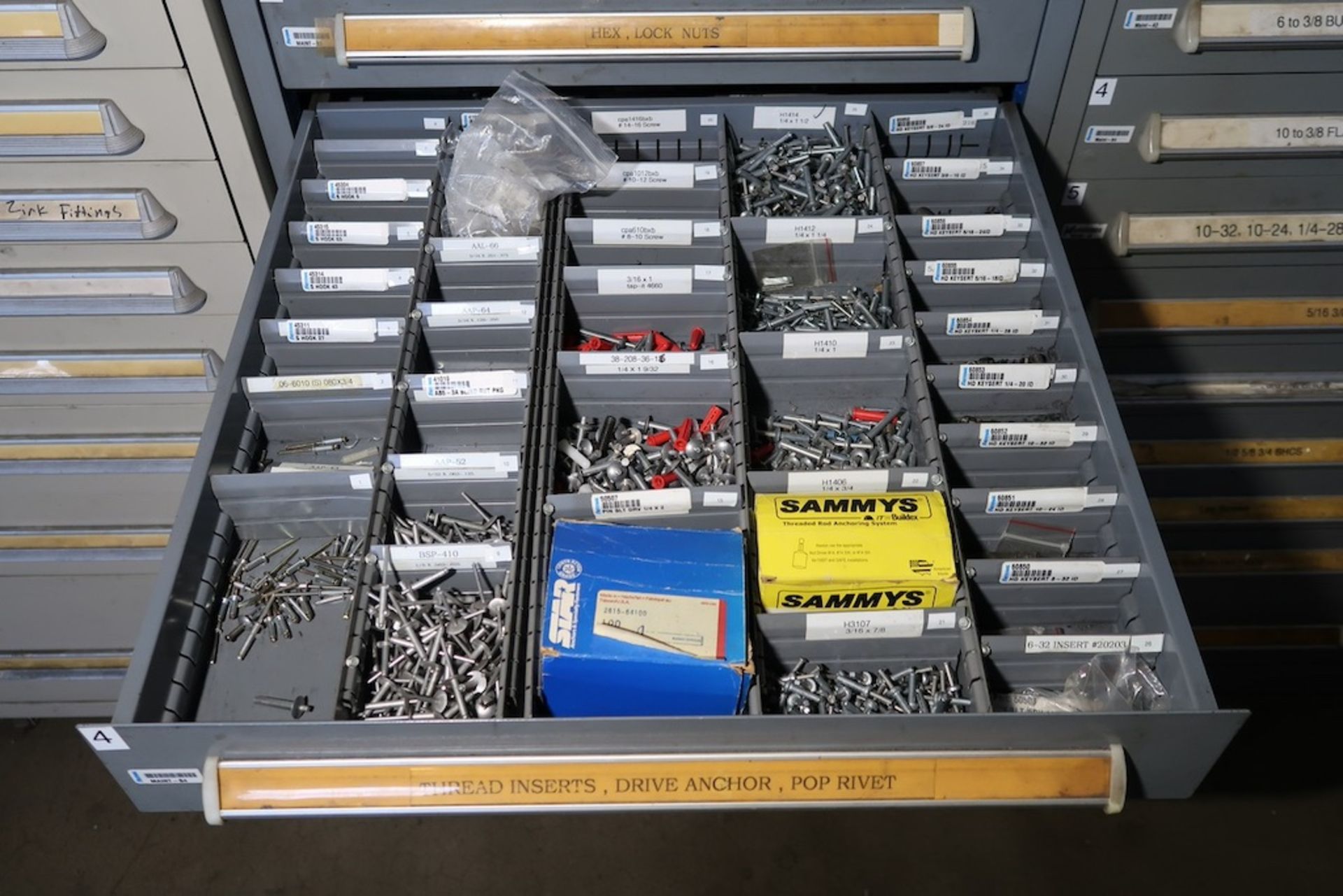 Vidmar 10-Drawer Heavy Duty Storage Cabinet - Image 5 of 11