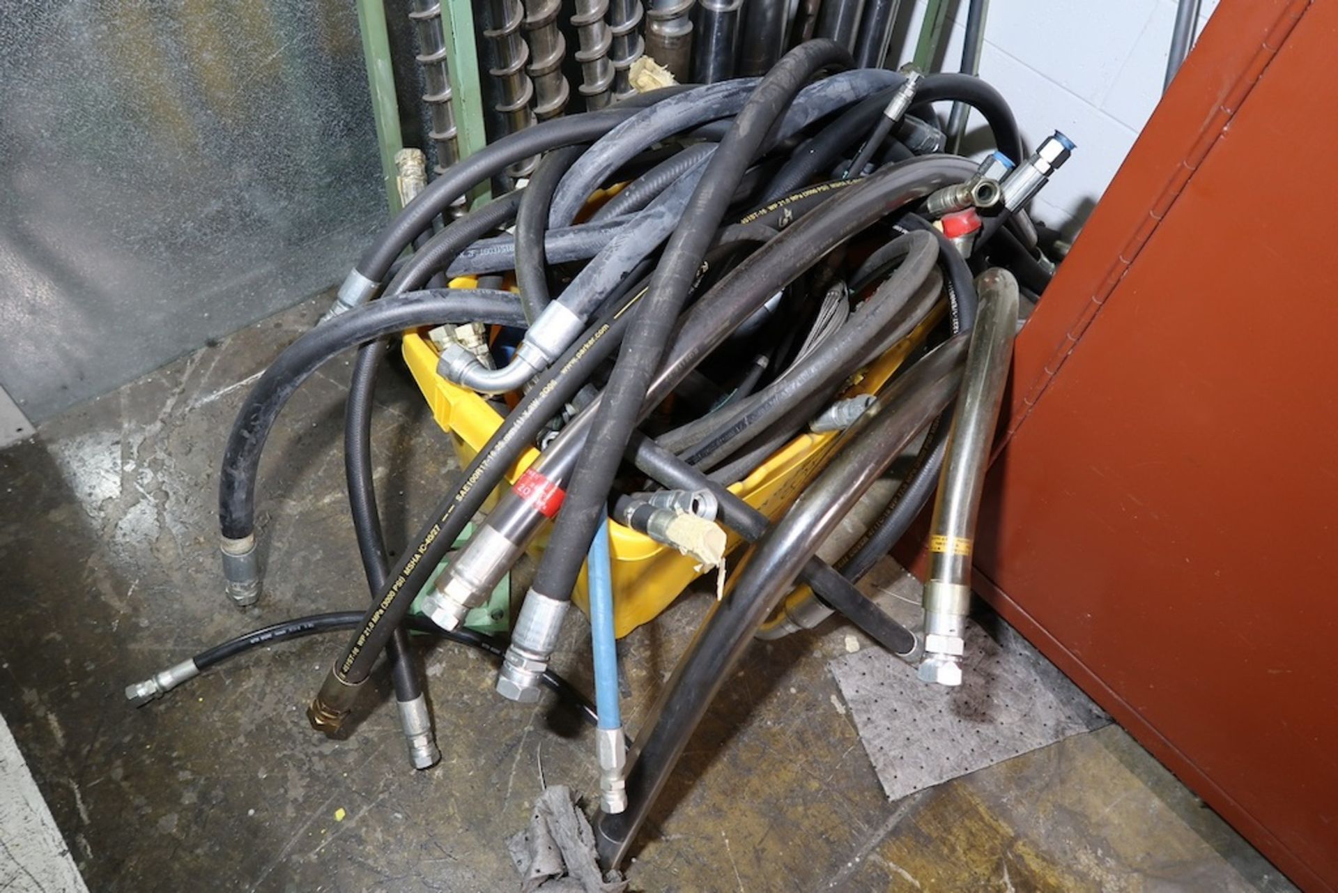 Assorted Hydraulic Hoses - Image 6 of 6