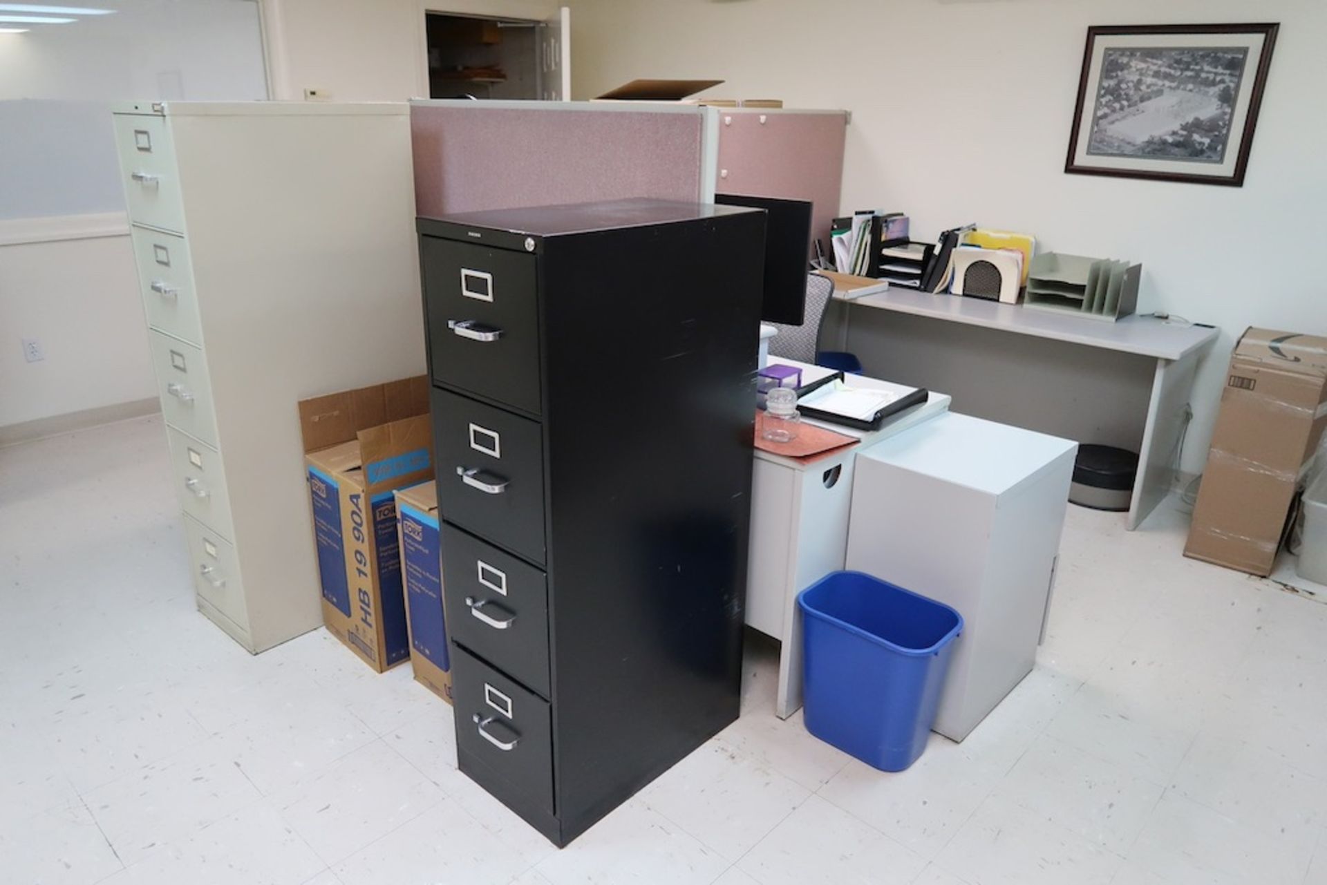 Office Furniture - Image 9 of 14