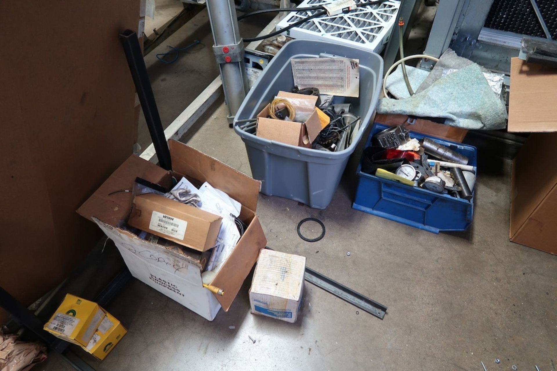 Remaining Contents of Storage Room to Include Visionscape Generic 8 Inspection Machine (Parts), Roll - Image 13 of 25