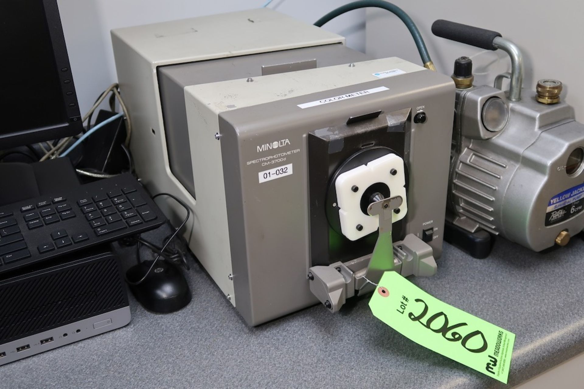 Minolta CM-3700d Spectrophotometer - Image 2 of 4