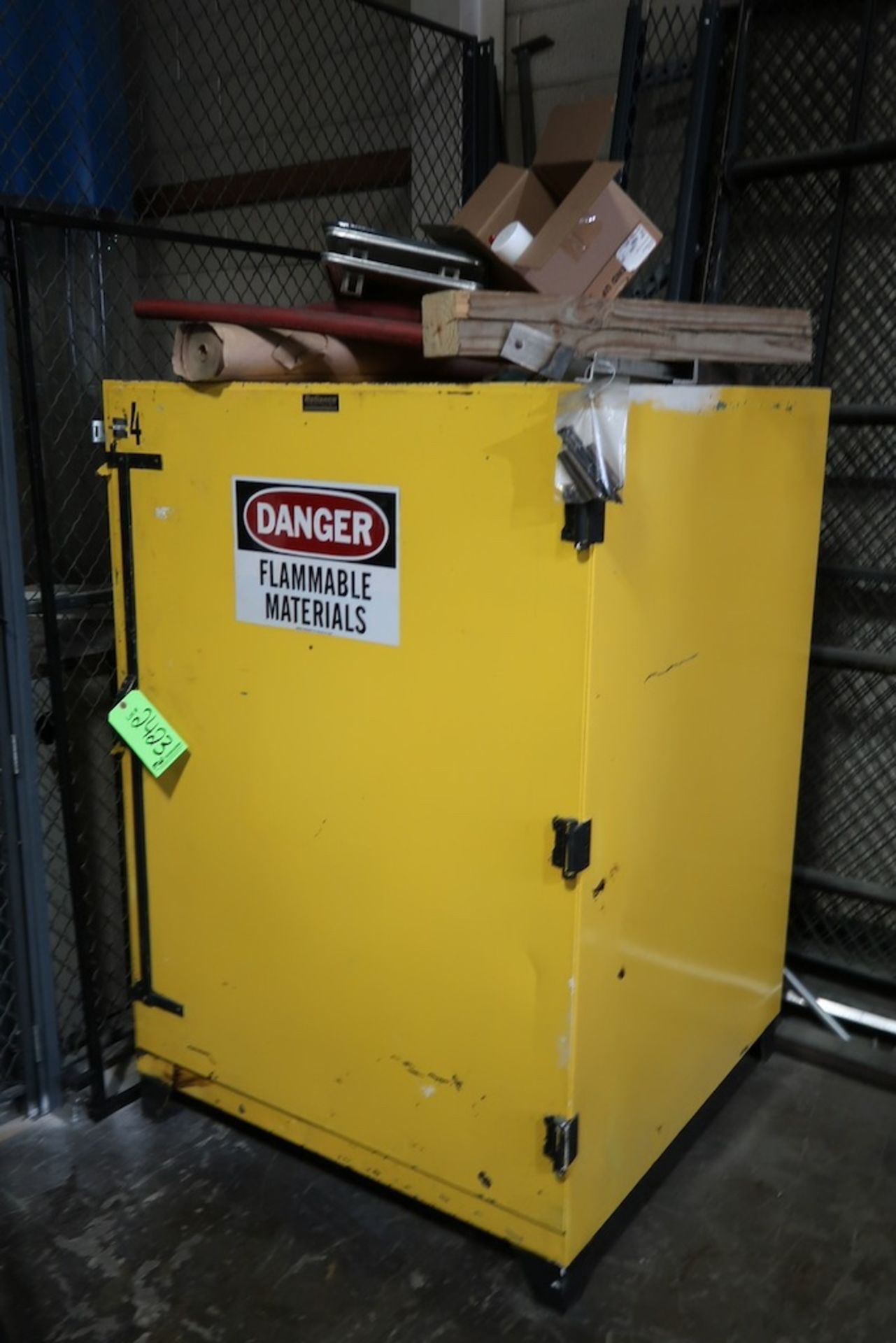 Reliance Equipment 1-Door Flame Cabinet,