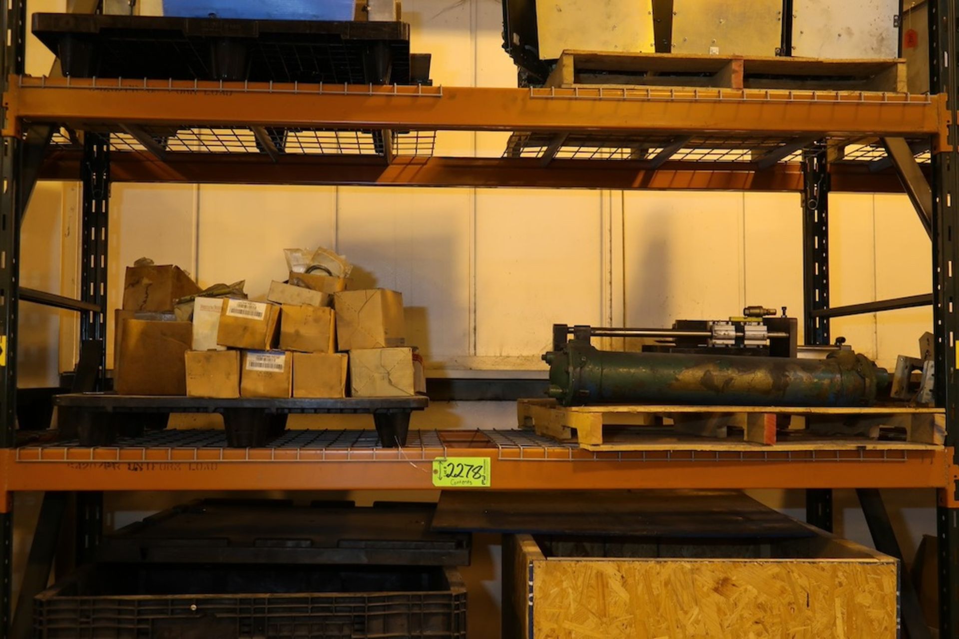 Contents of (1) Sections of Pallet Racking, Including Misc. Machine Parts, Etc. - Image 3 of 8