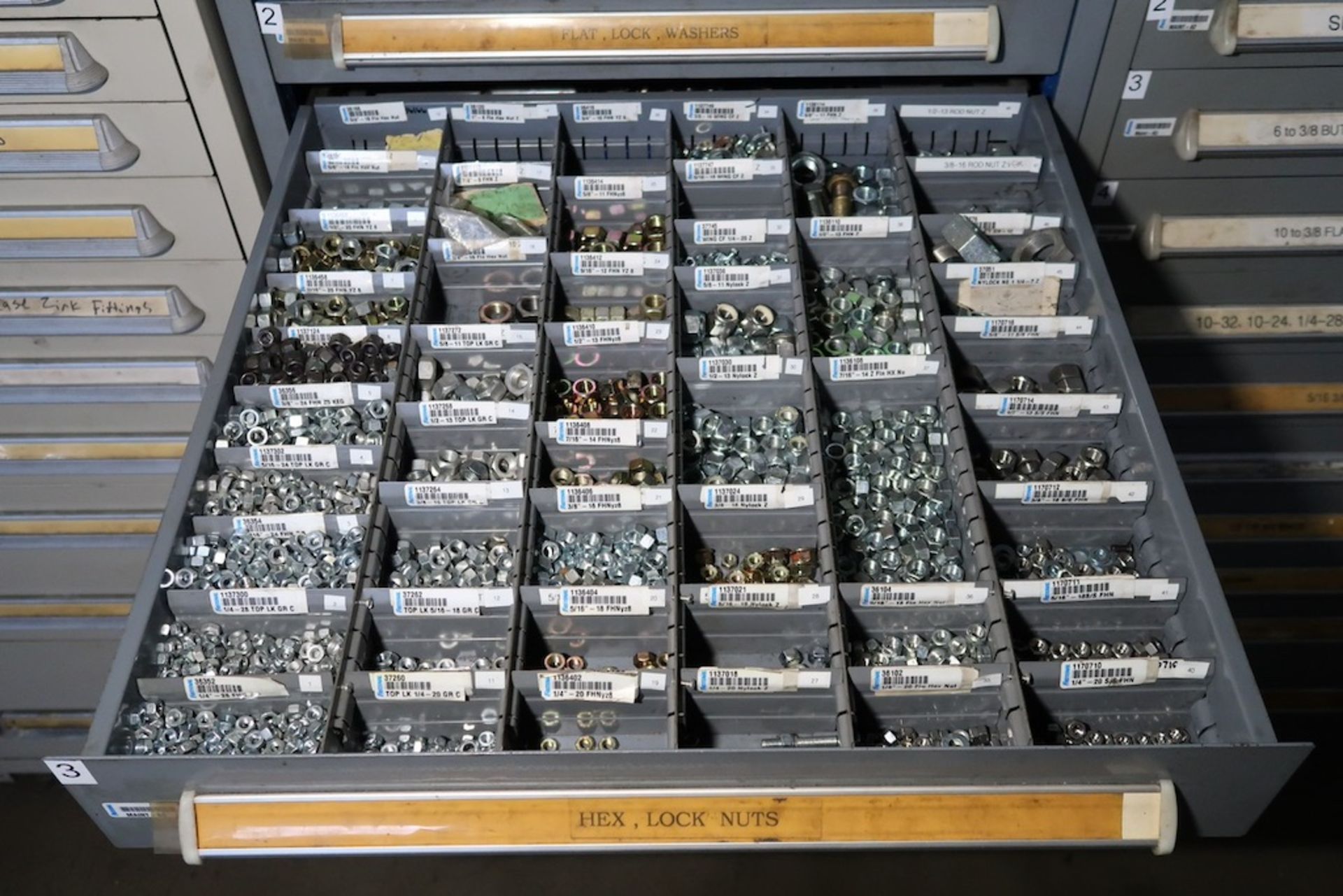 Vidmar 10-Drawer Heavy Duty Storage Cabinet - Image 4 of 11