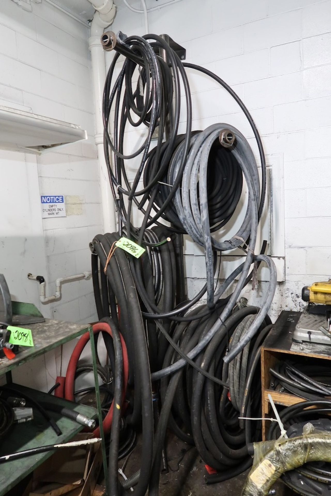 Assorted Hydraulic Hoses