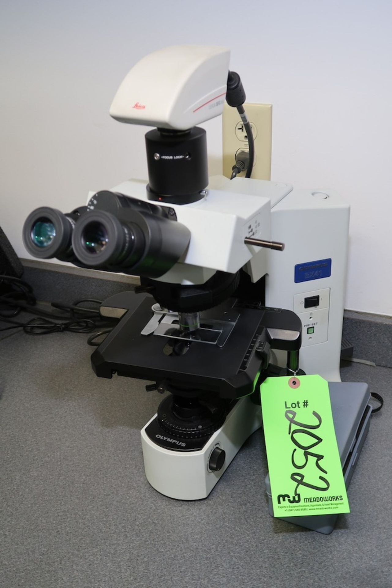 Olympus EX41 Benchtop Microscope with Accessories