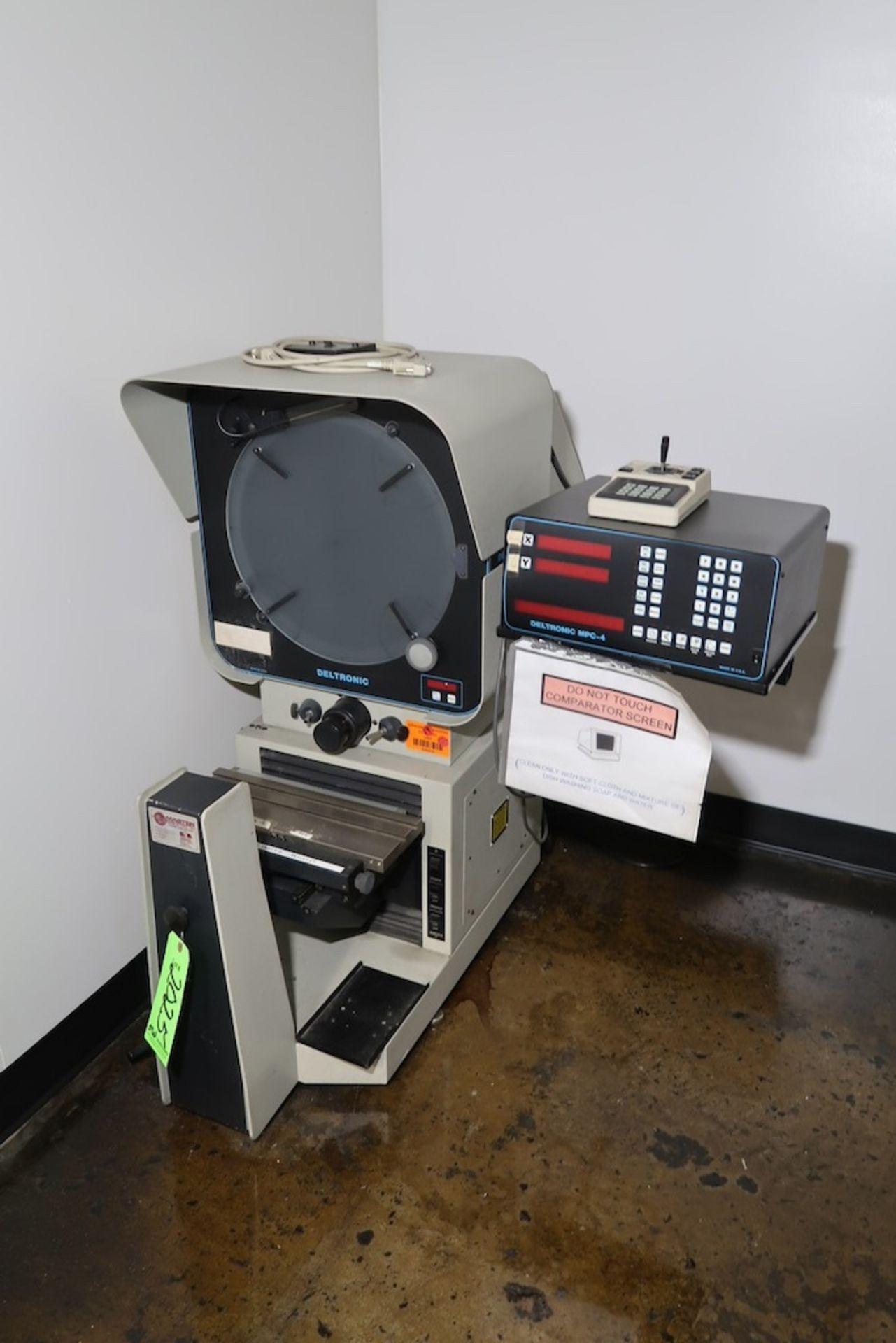 14" Optical Comparator