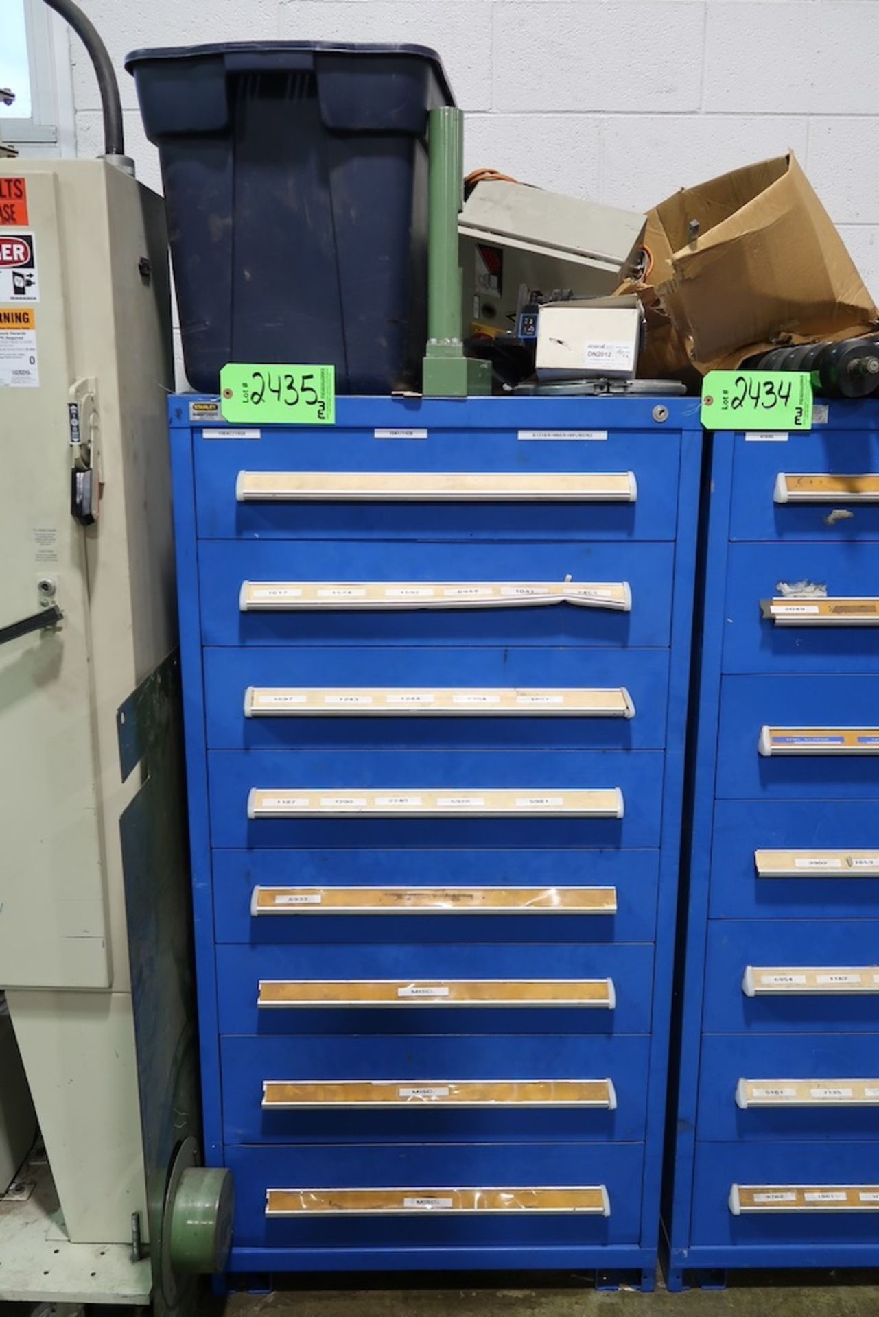 Vidmar 8-Drawer Heavy Duty Storage Cabinet with Misc. HSM Dies, Etc.