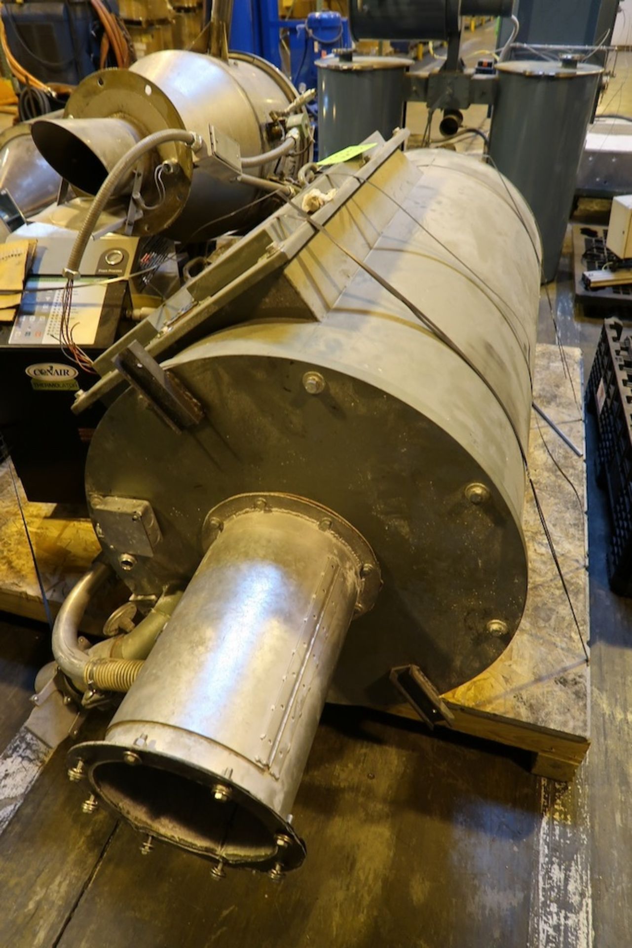 Walton Stout Material Drying Hopper with Vacuum Material Loader and Conair Franklin Thermolator - Image 3 of 5