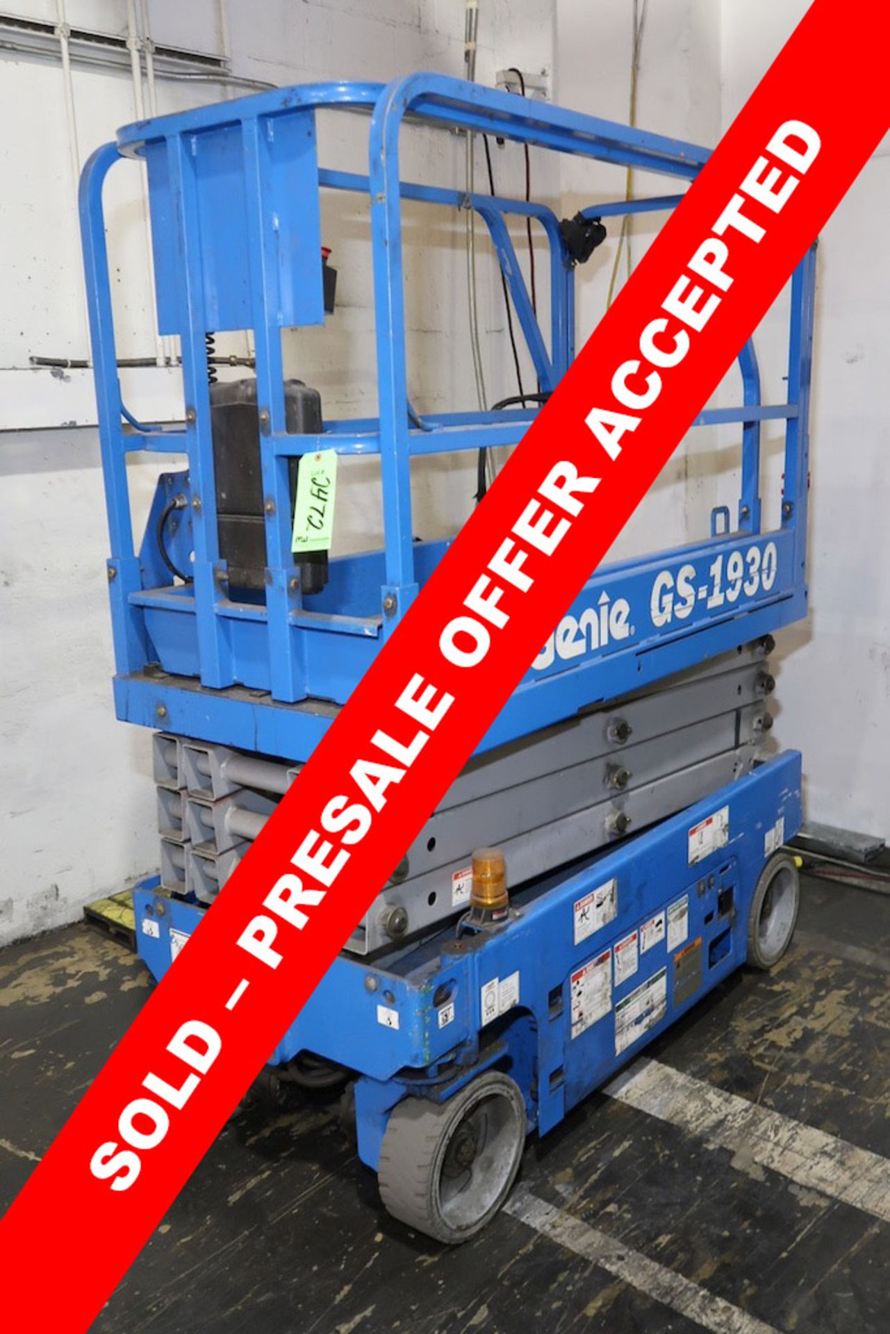 Genie GS-1930 500-Lb. Electric Scissor Lift