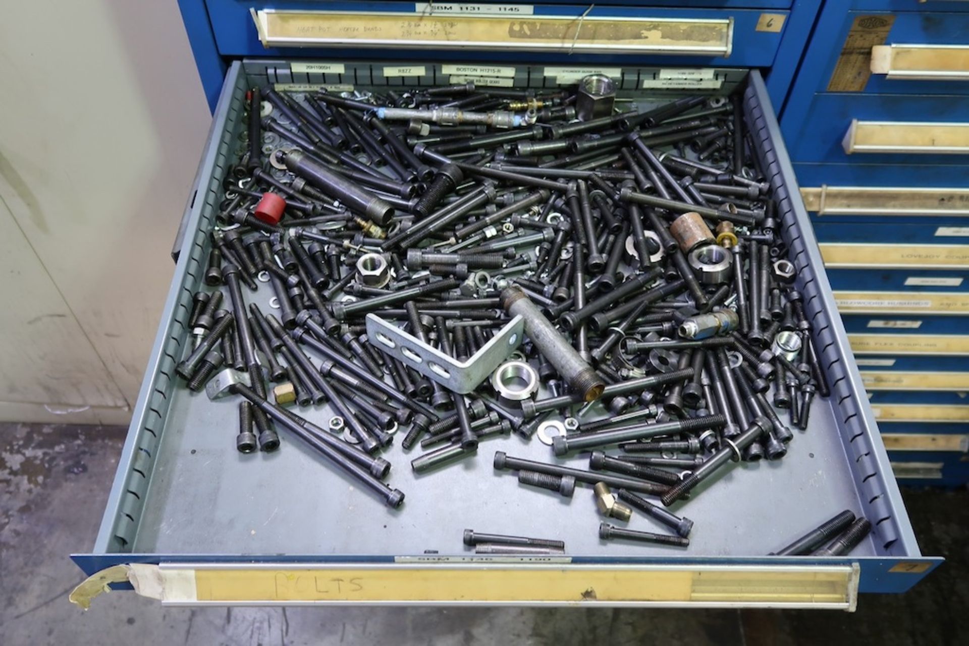 Vidmar 11-Drawer Heavy Duty Storage Cabinet with Misc. Machine Parts, Cylinder Parts, Etc. - Image 4 of 10
