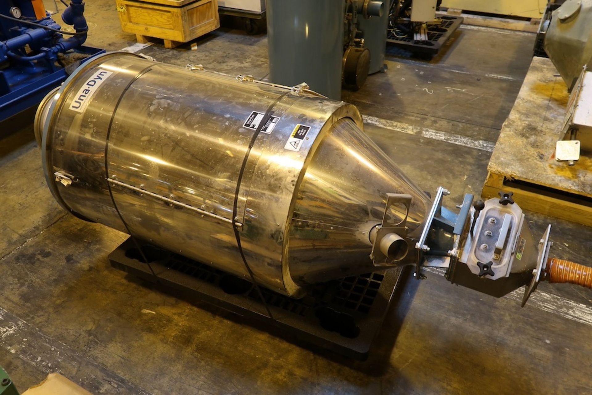 Una-Dyn SHC-400 Material Drying Hopper with Vacuum Material Loader - Bild 2 aus 3