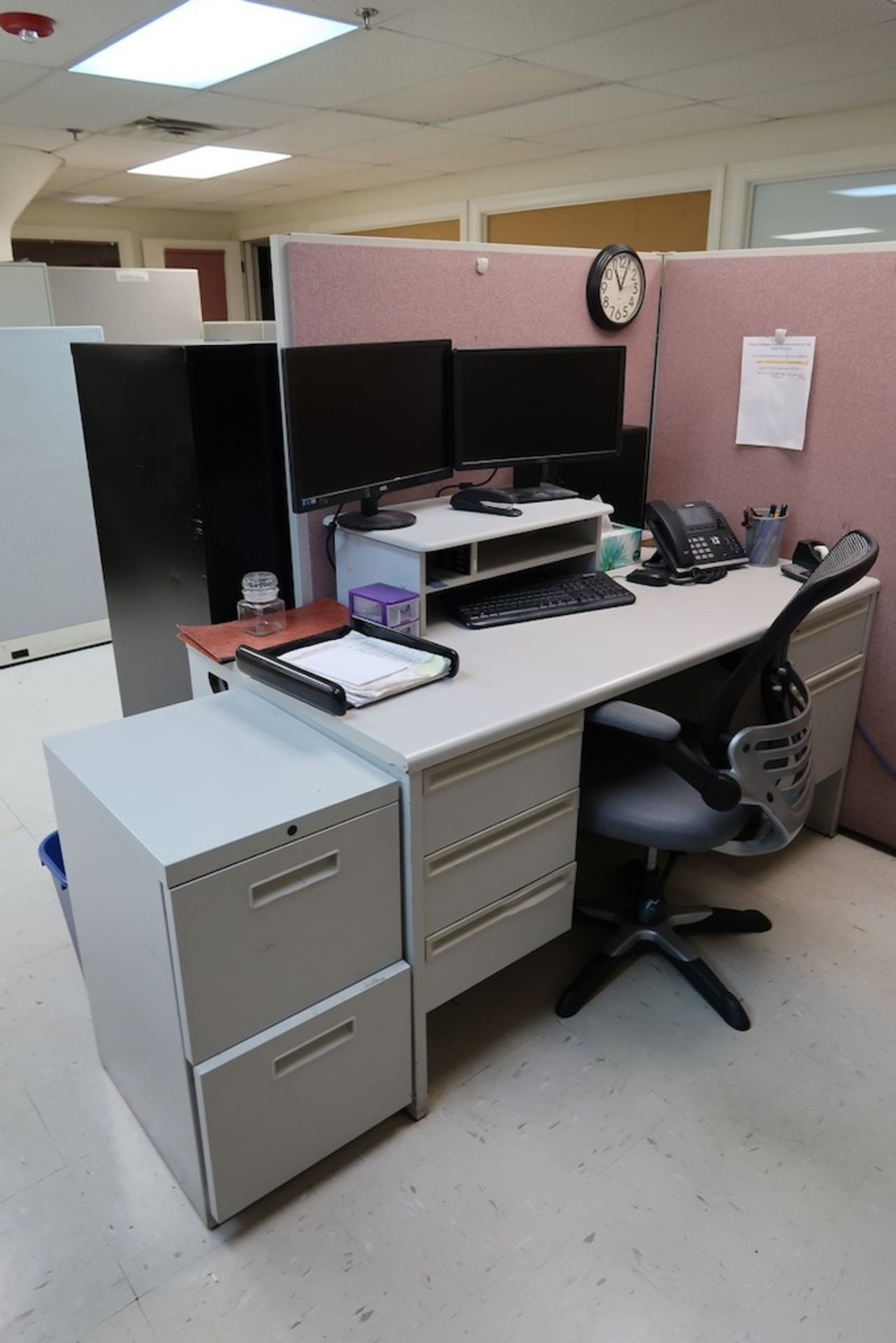 Office Furniture - Image 10 of 14