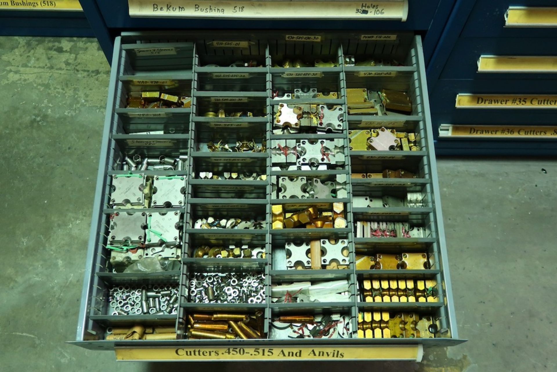 Vidmar 9-Drawer Heavy Duty Storage Cabinet with Misc. Mandrels, Cutters, Etc. - Image 8 of 10