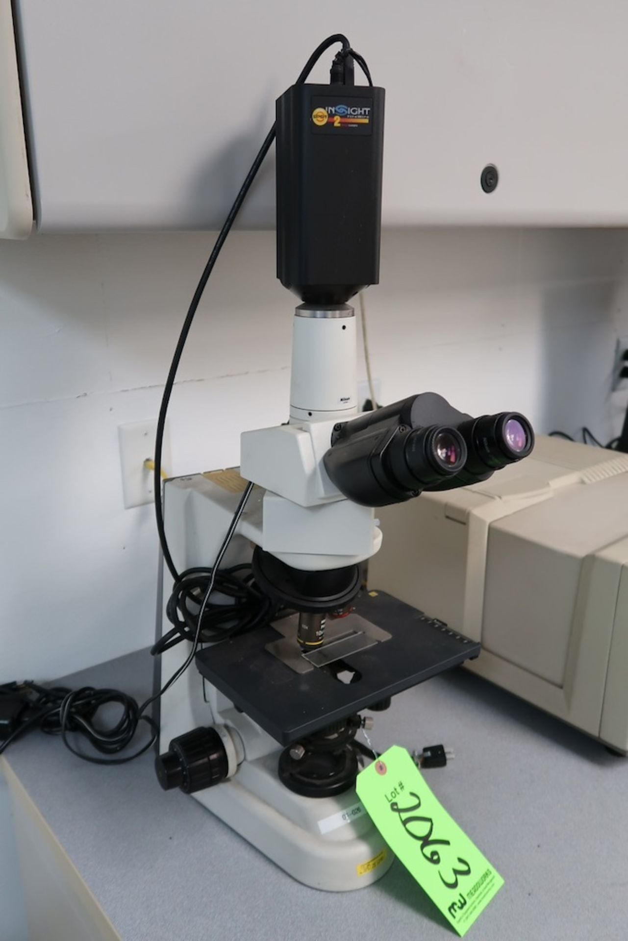 Nikon Eclipse 55i Benchtop Microscope - Image 2 of 5